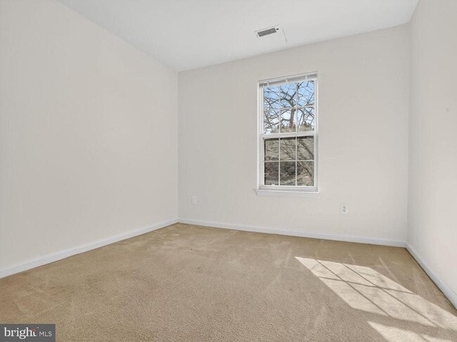 Building Photo - 3844 Koval Ln