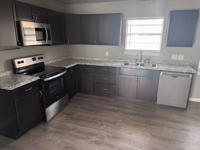 Building Photo - 1025 5th St SW