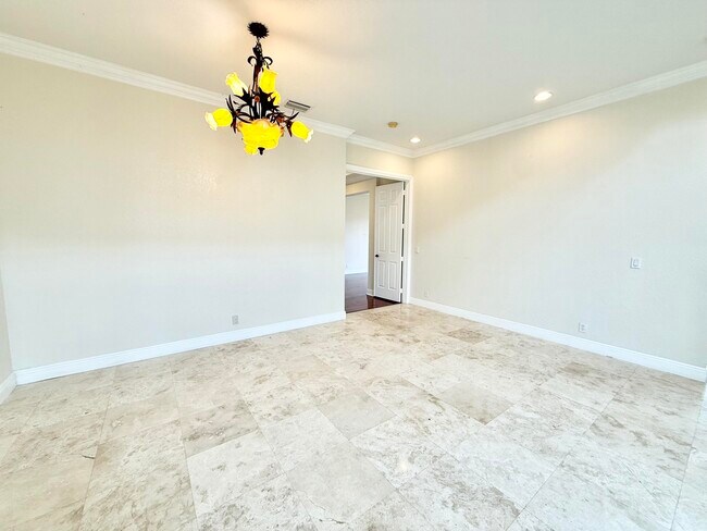 Building Photo - 9656 Cobblestone Creek Dr