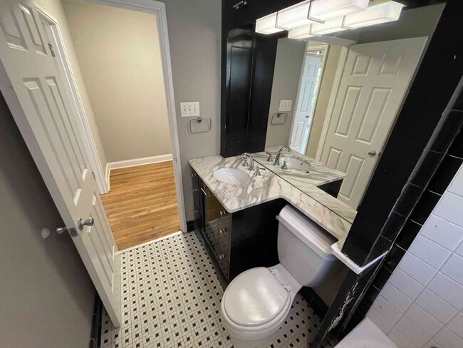 Building Photo - Smyrna - 3BR / 2BA