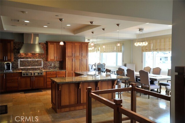 Building Photo - 6 Pacific Vista