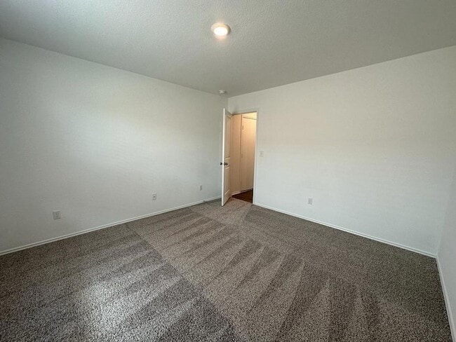 Building Photo - 232 Golden Grove Pkwy