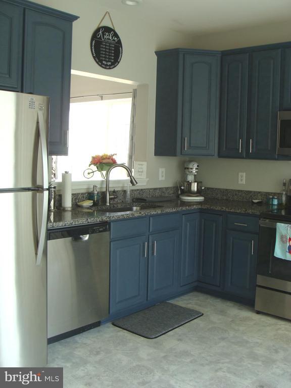 Building Photo - 6180 Newton Ln