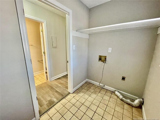 Building Photo - 360 Bahama Loop