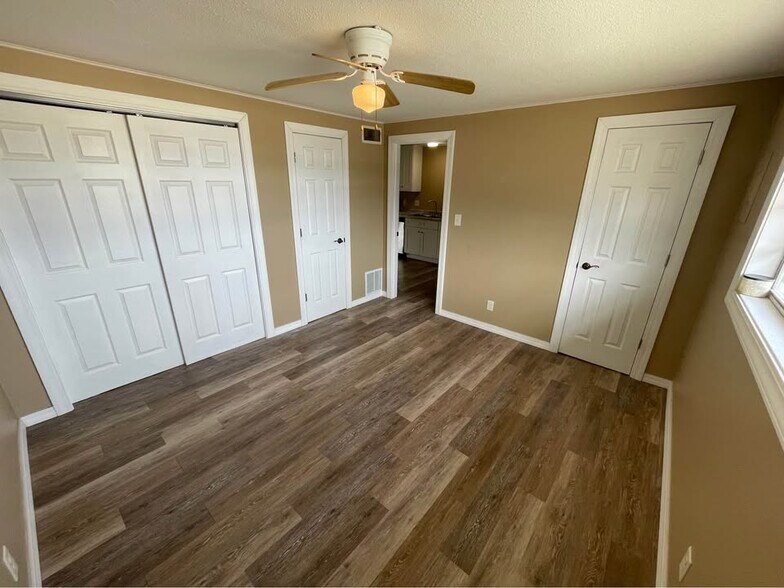 Building Photo - 136 Kimberling City Ctr Ln