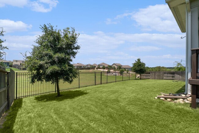 Building Photo - Mason Valley