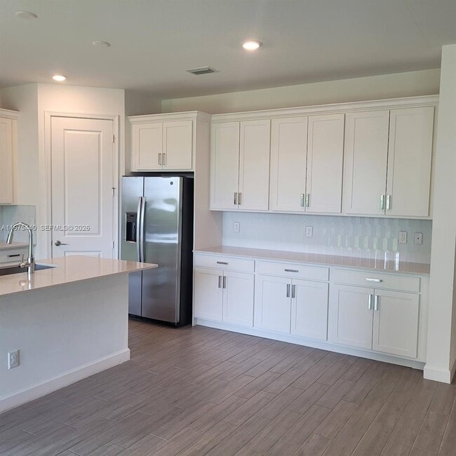 Building Photo - 1200 Sterling Pine Pl