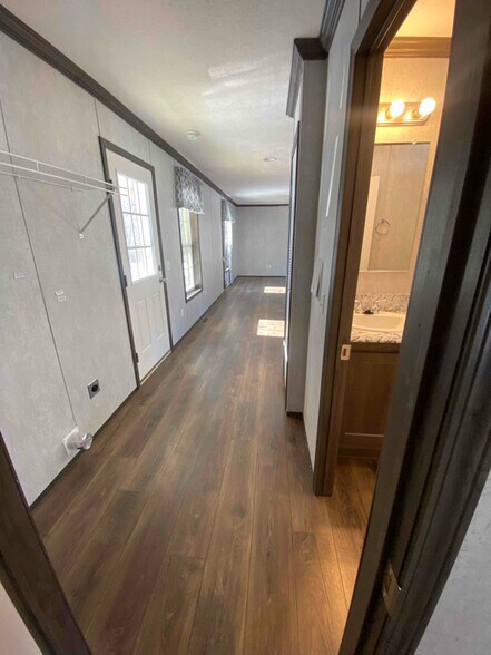 Building Photo - 46 Pequea Blvd