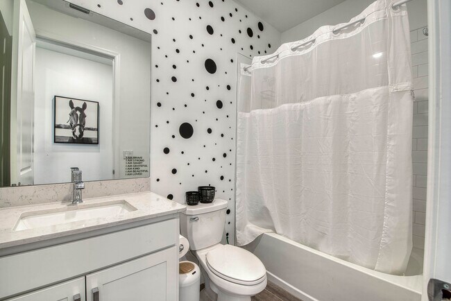 Building Photo - 1463 Heron Nook Rd