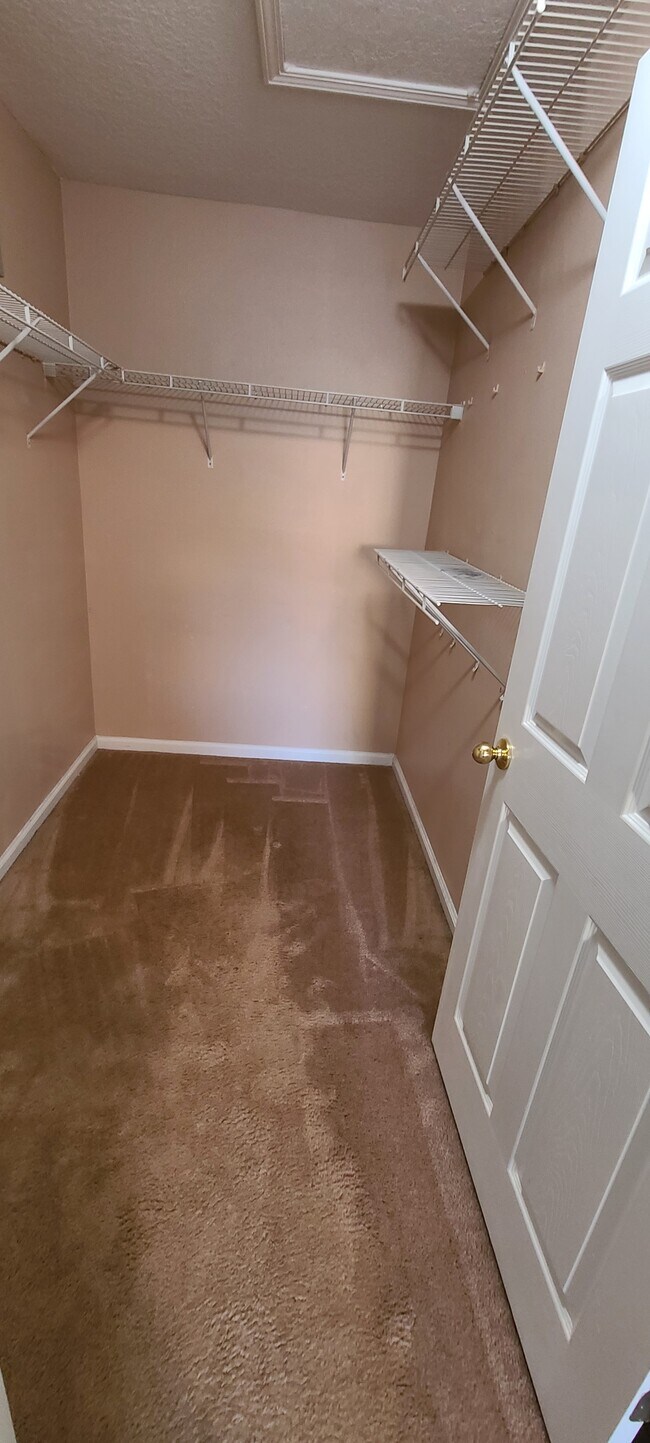 Building Photo - 9420 Osprey Branch Trail