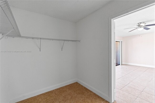 Building Photo - 6241 SW 116th Pl