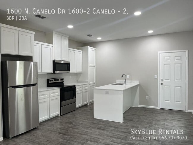 Building Photo - 1600 Canelo Dr