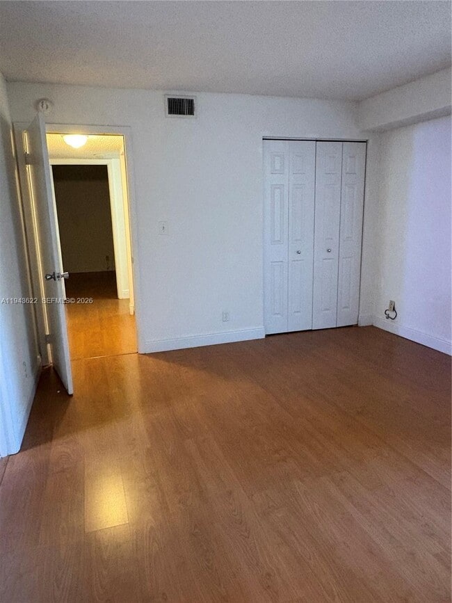 Building Photo - 7680 Westwood Dr