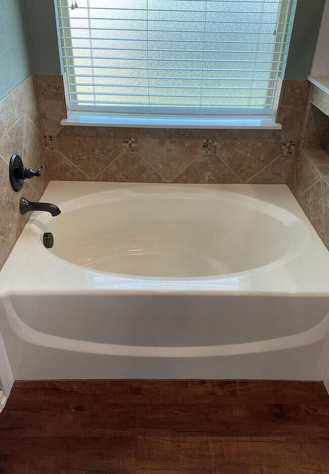 Building Photo - COMING SOON!