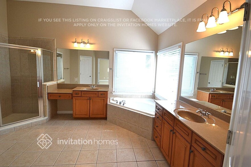 Building Photo - 1457 Trilogy Park Dr