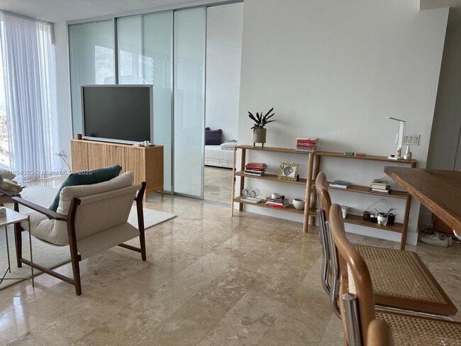 Building Photo - 1040 Biscayne Blvd