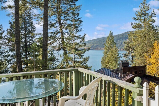 Building Photo - Whitefish Home with Great Lake Views
