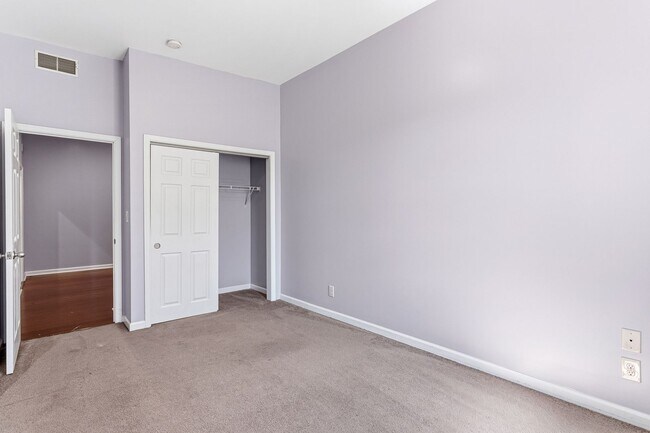 Building Photo - 2355 E York St