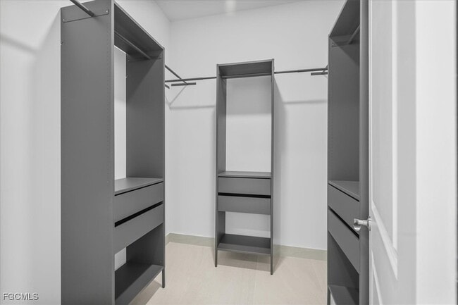 Building Photo - 4333 NW 33rd Ln