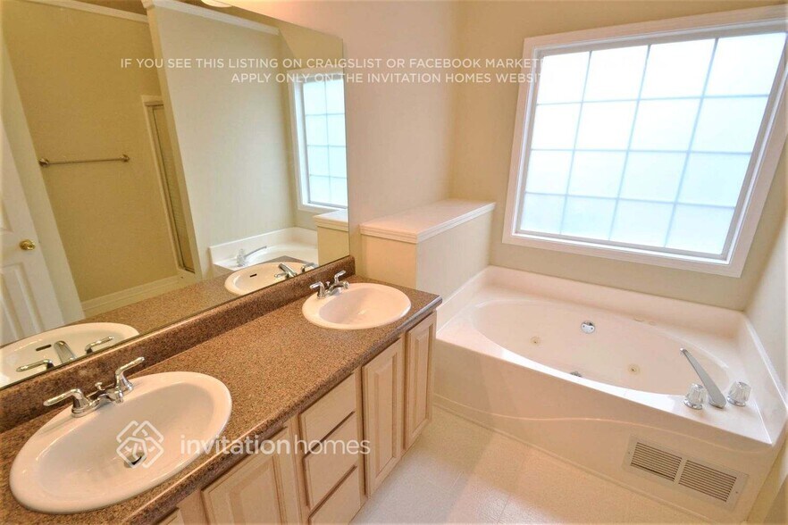 Building Photo - 50 Pooles Bend Way