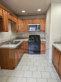 Building Photo - 224 E Foster Rd