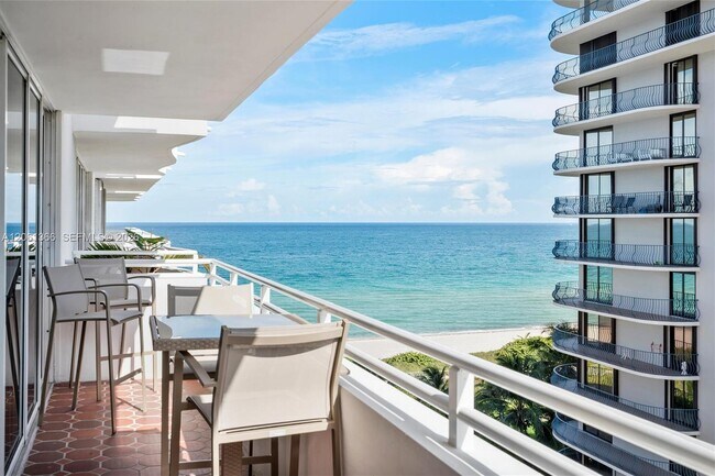 Building Photo - 8911 Collins Ave