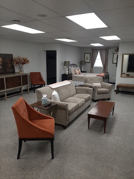 Building Photo - 125 Broad St