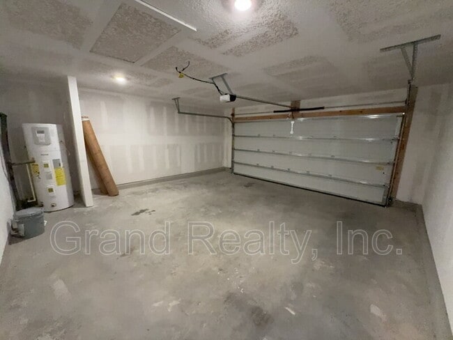 Building Photo - 4871 Snipe Rd