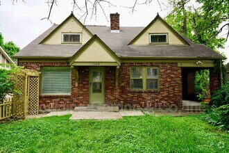 Building Photo - 1302 Caldwell Ave