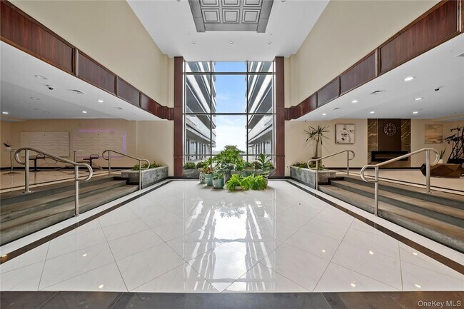 Building Photo - 109-09 15th Ave