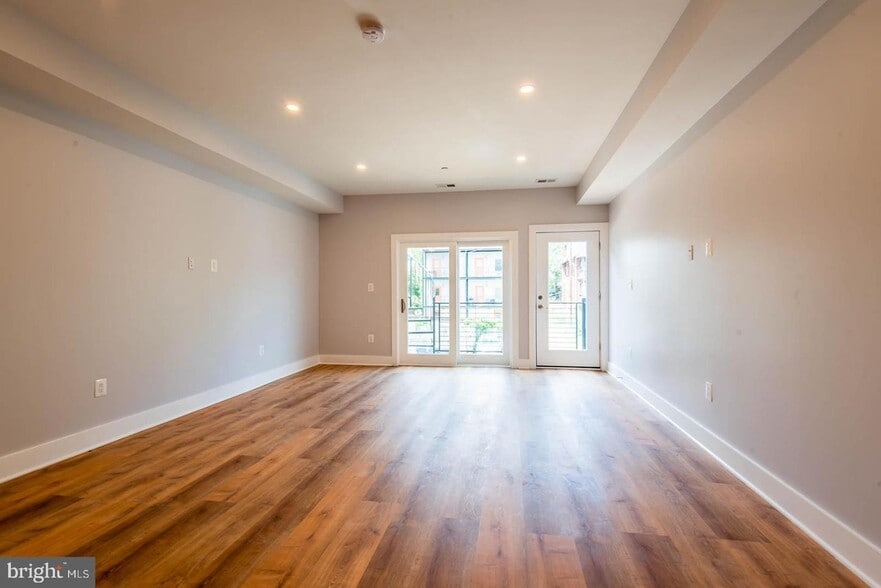 Living room - 3212 8th Street, NE