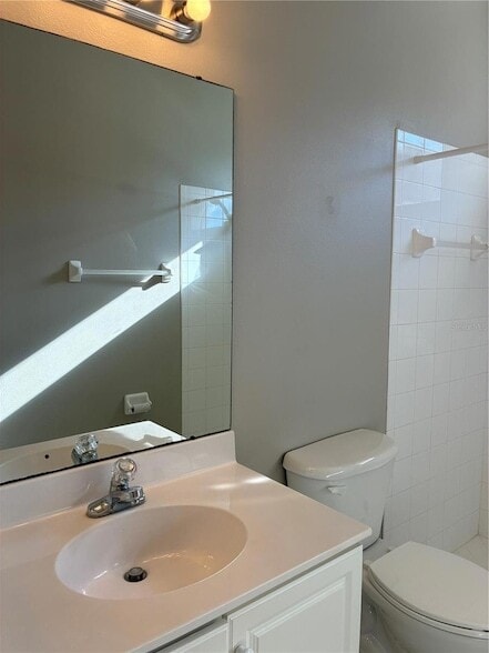 Building Photo - 16143 Ivy Lake Dr