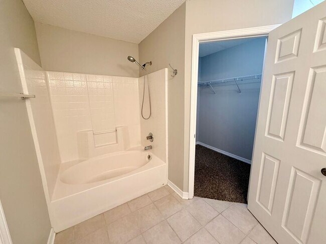 Building Photo - 10608 Wilderness Ln