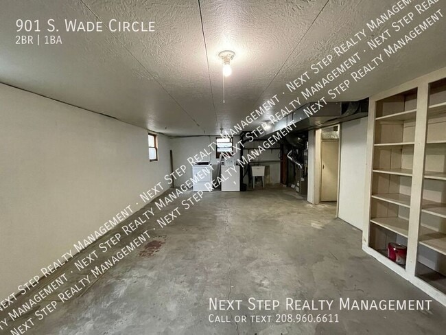 Building Photo - 901 Wade Cir