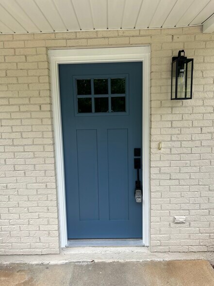 Front Door - 5425 Jacksboro Pike