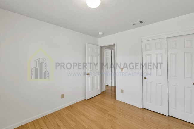 Building Photo - Spacious 4-Bedroom Home for Rent - $2800/m...