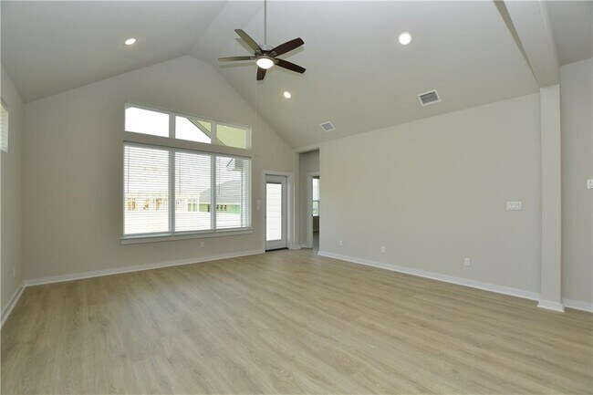 Building Photo - 145 High Plains Dr