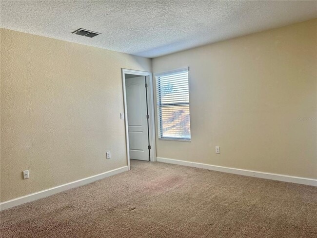 Building Photo - 2262 Romanum Dr