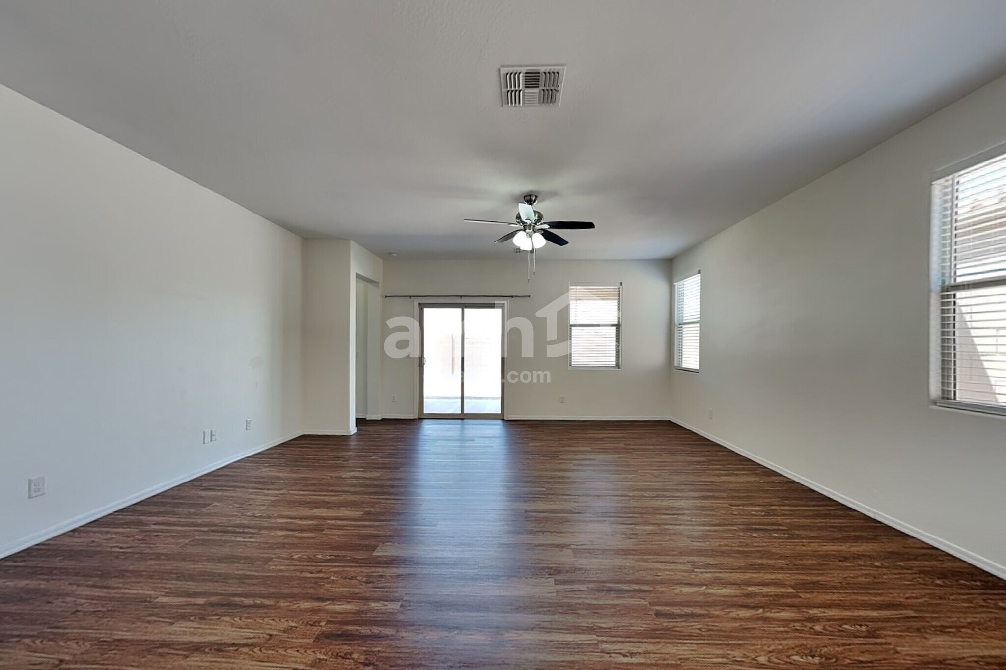 Building Photo - 4610 E Fire Opal Ln