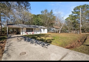 Building Photo - 1208 Creekway Dr