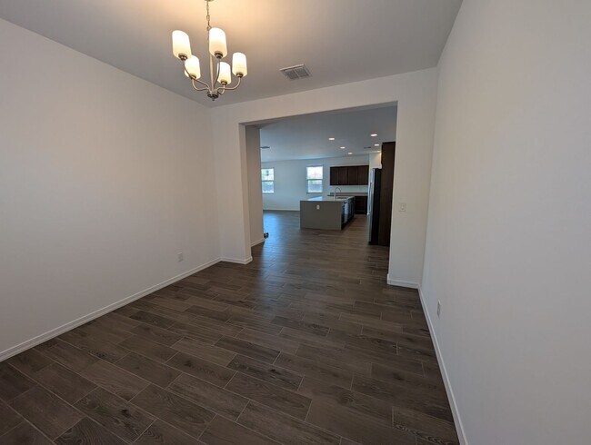 Building Photo - 4 Bedroom 3 Bathroom Parkside Los Cielos Home