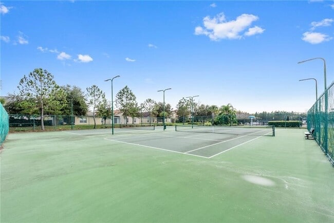 Building Photo - Beautiful 3/2.5 Townhome in gated communit...