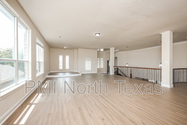 Building Photo - 9716 Lance Dr