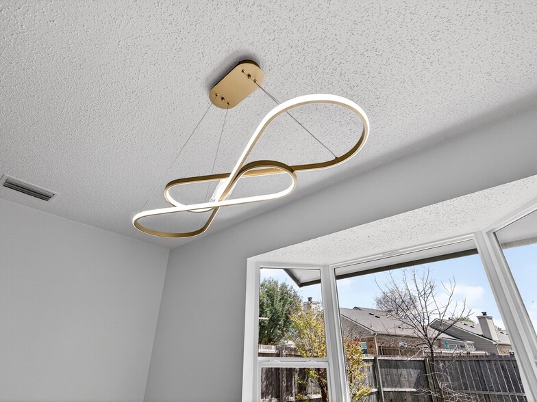 Building Photo - 3808 Glover Dr