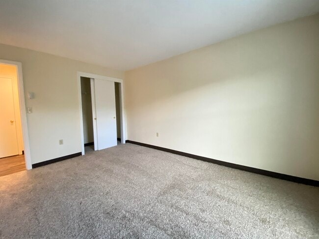 Building Photo - 133 Eastern Ave