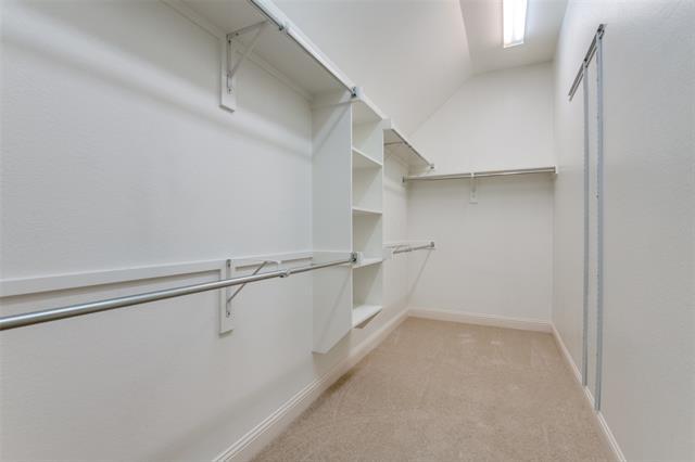 Building Photo - 9555 Crown Ridge Dr