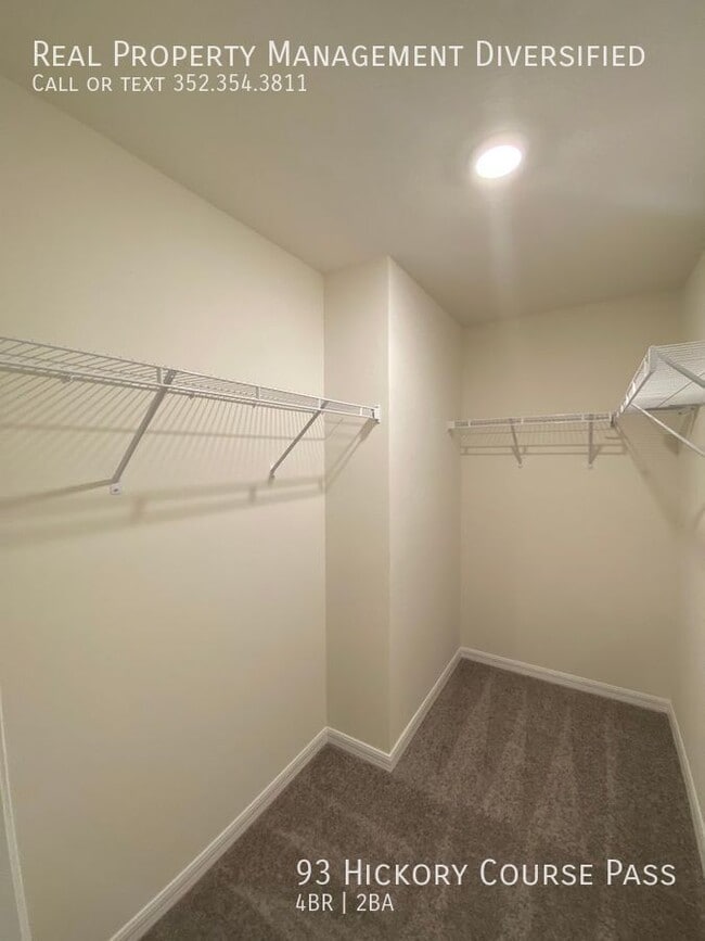 Building Photo - 93 Hickory Course