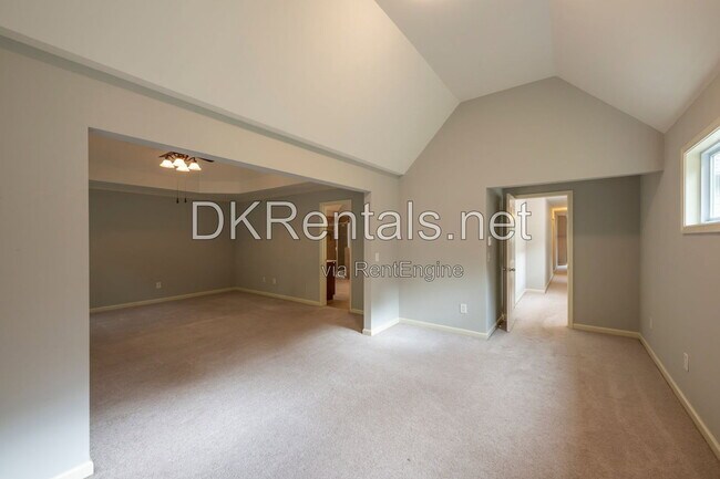 Building Photo - 11923 Aspen Forest Dr