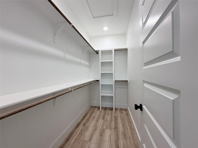 Building Photo - 21000 Nantucket Cove