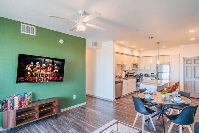 Building Photo - 9600 W Georgia Ave